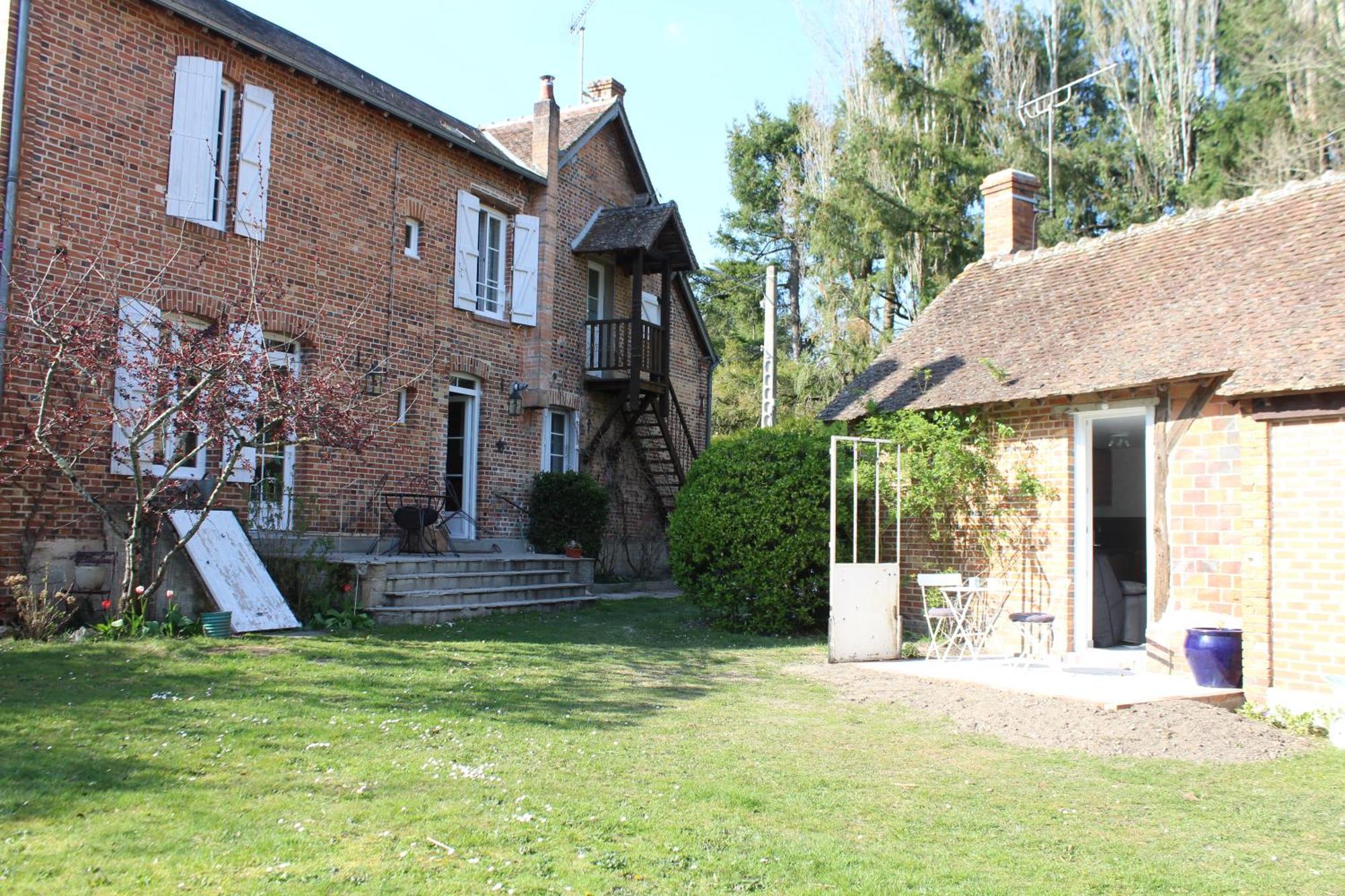 Villa Chez Santia Brinon-sur-Sauldre Exterior foto